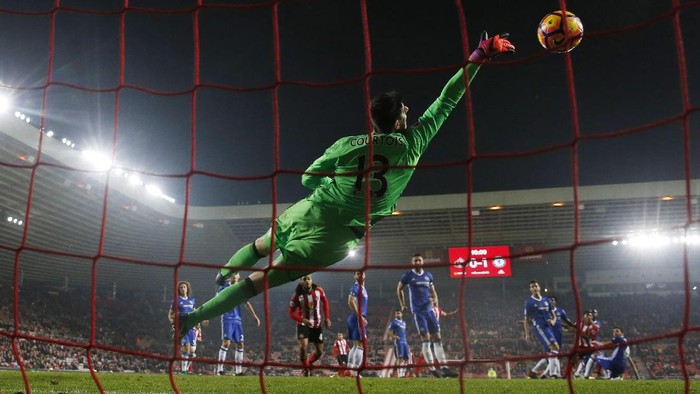 Pujian Conte untuk Courtois