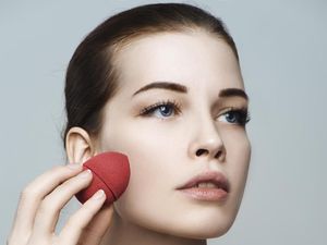 Tips Memilih Foundation Sesuai Warna Kulit Kamu Tips Memilih Foundation Sesuai Warna Kulit Kamu