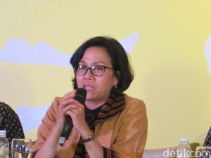 Dolar Tembus Rp 14.000, Sri Mulyani Bakal Rombak APBN? Dolar Tembus Rp 14.000, Sri Mulyani Bakal Rombak APBN?