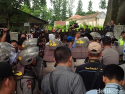 Bangunan Sudah Dibongkar, PN Bandung Gagal Mengosongkan Kantor di SMAK Dago