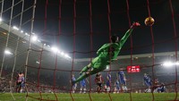 Sejumlah peluang Sunderland dimentahkan Thibaut Courtois. Reuters/Lee Smith.