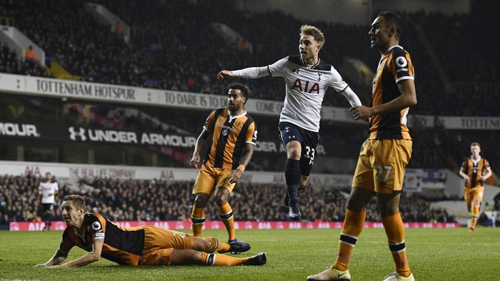 Bekuk Hull 3-0, Spurs Jaga Jarak dengan Empat Besar