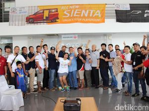 Cara Komunitas Beri Contoh Baik kepada Pengguna Jalan