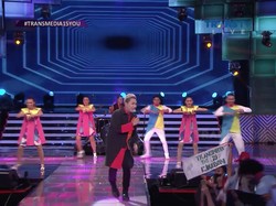 Armada Ajak Ratusan Penonton Transmedia 15 You Mannequin Challenge