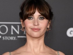 Foto: Anggunnya Felicity Jones di Premier Star Wars Rogue One