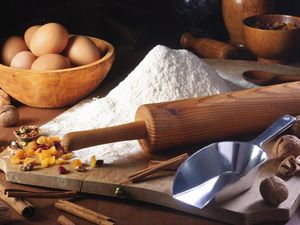 Agar Kue Enak Rasanya Simpan Bahan-bahan Kue dengan Trik Ini