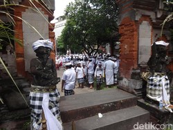 Warga Desa Adat Kuta Gelar Upacara Nangluk Mrana