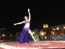 Ironi Tari Perut Mesir, Sering Dianggap Tari Telanjang Padahal Bukan!