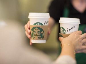 Saham Starbucks Indonesia Turun Terus Saham Starbucks Indonesia Turun Terus