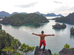 Kembaran Raja Ampat, dari Waduk Jatigede Sampai Mandeh Kembaran Raja Ampat, dari Waduk Jatigede Sampai Mandeh