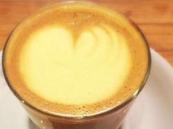 Kunyit Dipadukan dengan Kopi Sedang Populer, Bagaimana Rasanya?