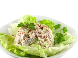 Yuk, Bikin Chicken Salad Racikan Gwyneth Paltrow yang Gurih Sehat!
