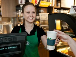 Ini Sebabnya Barista Starbucks Sering Salah Menulis Nama Anda pada Cup Kopi