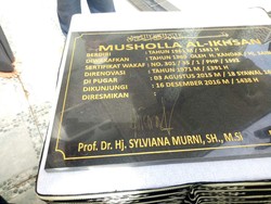 Gerilya Lapangan Ke Rawa Sari, Sylviana Tanda Tangan di Prasasti Musala