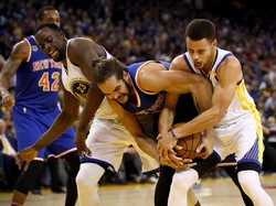 Warriors Menang Mudah atas Knicks
