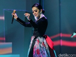 Meriahkan Peduli Sahabat Jupe, Syahrini: Ada yang Nyumbang Ratusan Juta