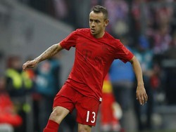 Kenakan Kostum Kontroversial Saat Halloween, Rafinha Minta Maaf