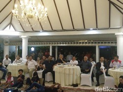 Wapres JK Soroti Minimnya Lapangan Bola di Perkotaan