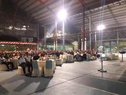 Pangdam Nobar Final Piala AFF 2016 Bersama Prajurit Kodam Jaya