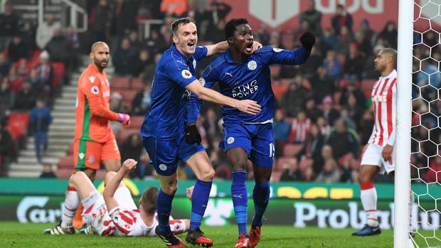 Sempat Ketinggalan Dua Gol, 10 Pemain Leicester Tahan Stoke 