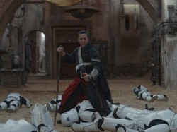 Film Book of Henry Dikritik, Penggemar Star Wars Khawatir