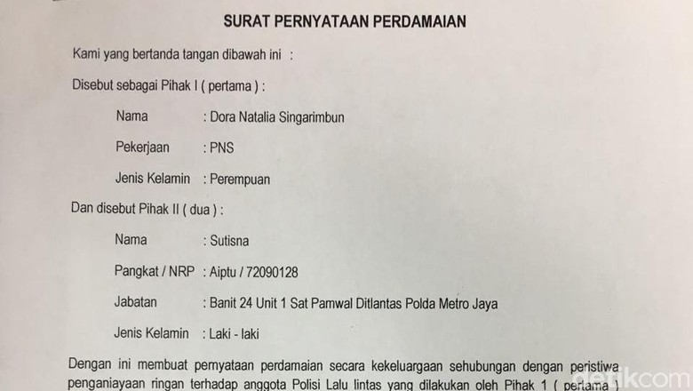 Dora Natalia Minta Maaf: Cium Tangan Aiptu Sutisna, Menangis dan Surat Damai