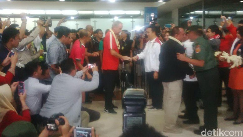 Timnas Indonesia Tiba di Tanah Air Timnas Indonesia Tiba di Tanah Air