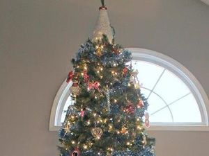 Mengintip Glamornya Dekorasi Natal Selebriti Dunia