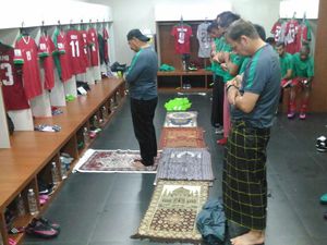 Toleransi di Ruang Ganti