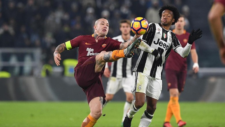 Bela Nainggolan, Spalletti: Ada Musuh dalam Selimut soal Komentar terkait Juve Bela Nainggolan, Spalletti: Ada Musuh dalam Selimut soal Komentar terkait Juve