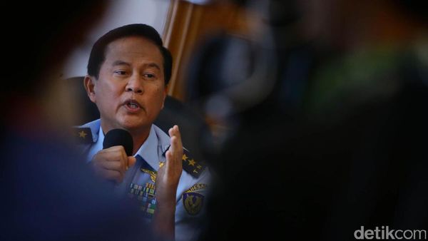 Wakasau Jelaskan Jatuhnya Pesawat Hercules