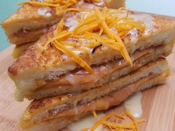 Suka Roti Panggang? Yuk, Bikin Hong Kong French Toast dan Kaya Toast Chocolate Hari Ini!