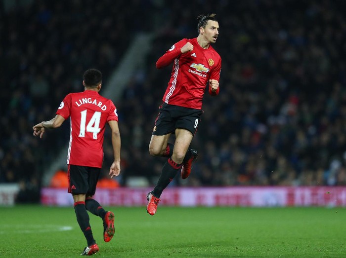 Ibrahimovic Si Manusia Super