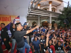 Cerita di Balik Kampanye Agus: 3 Kali Ketemu Tentara hingga Digigit Pendukung