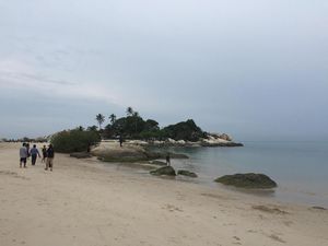 Pesona Pantai Parai Tenggiri: Daya Tarik, Jam Buka, Tarif Masuk, dan Rute Pesona Pantai Parai Tenggiri: Daya Tarik, Jam Buka, Tarif Masuk, dan Rute