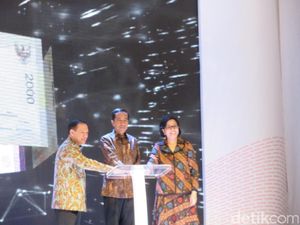 Jokowi: Dalam Setiap Lembar Rupiah Ada Gambar Pahlawan Nasional dari Nusantara