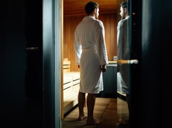 Ke Sauna 3 Kali Seminggu Bisa Bantu Kontrol Tekanan Darah