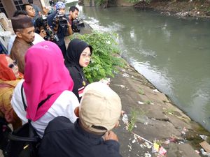 Kepada Sylviana, PKL di Trotoar Mengaku Bayar Sewa Hingga Rp 2 Juta