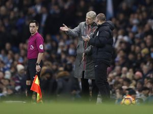 Wenger: Wasit Dapat Perlindungan seperti Singa-Singa di Kebun Binatang