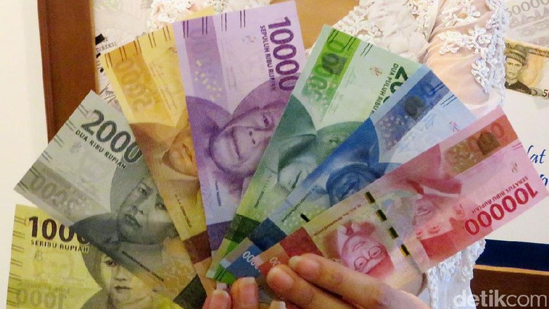 Penghasilan Seret Bikin Masyarakat RI Makin Irit, Ini Buktinya Penghasilan Seret Bikin Masyarakat RI Makin Irit, Ini Buktinya