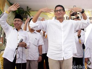 Sandiaga Janji Tetap Bangun Old Trafford Jika Kalah Pilgub DKI