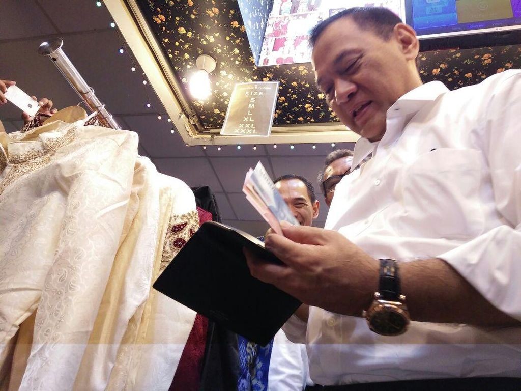 Gubernur BI: Uang Rupiah Jangan Diremas, Dicoret-coret, Dibasahi Gubernur BI: Uang Rupiah Jangan Diremas, Dicoret-coret, Dibasahi