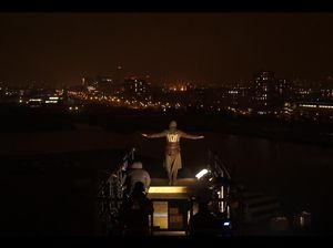 Jangan Ditiru! Menantang Maut Lewat Aksi Leap of Faith