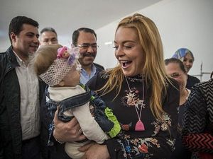 Lindsay Lohan akan Bikin Pulau Pribadi di Dubai