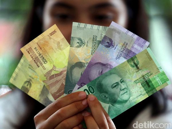 Foto: Rupiah Baru Sering Di-Bully, Disebut Uang PKI Hingga Mirip Yuan