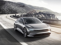 Mobil-mobil Listrik Kian Cantik