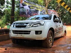 Kotor-kotoran dengan Isuzu D-Max