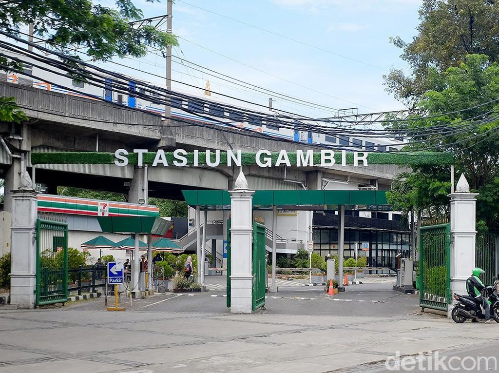 Antisipasi Teror, Pengamanan di Stasiun Gambir dan Senen Diperketat Antisipasi Teror, Pengamanan di Stasiun Gambir dan Senen Diperketat