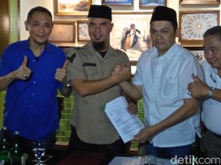 Sepakat Berdamai, Farhat Abbas akan Jadi Tim Kuasa Hukum Ahmad Dhani