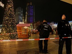 Otoritas Berlin Imbau Warga Tetap di Rumah Pasca Insiden Truk